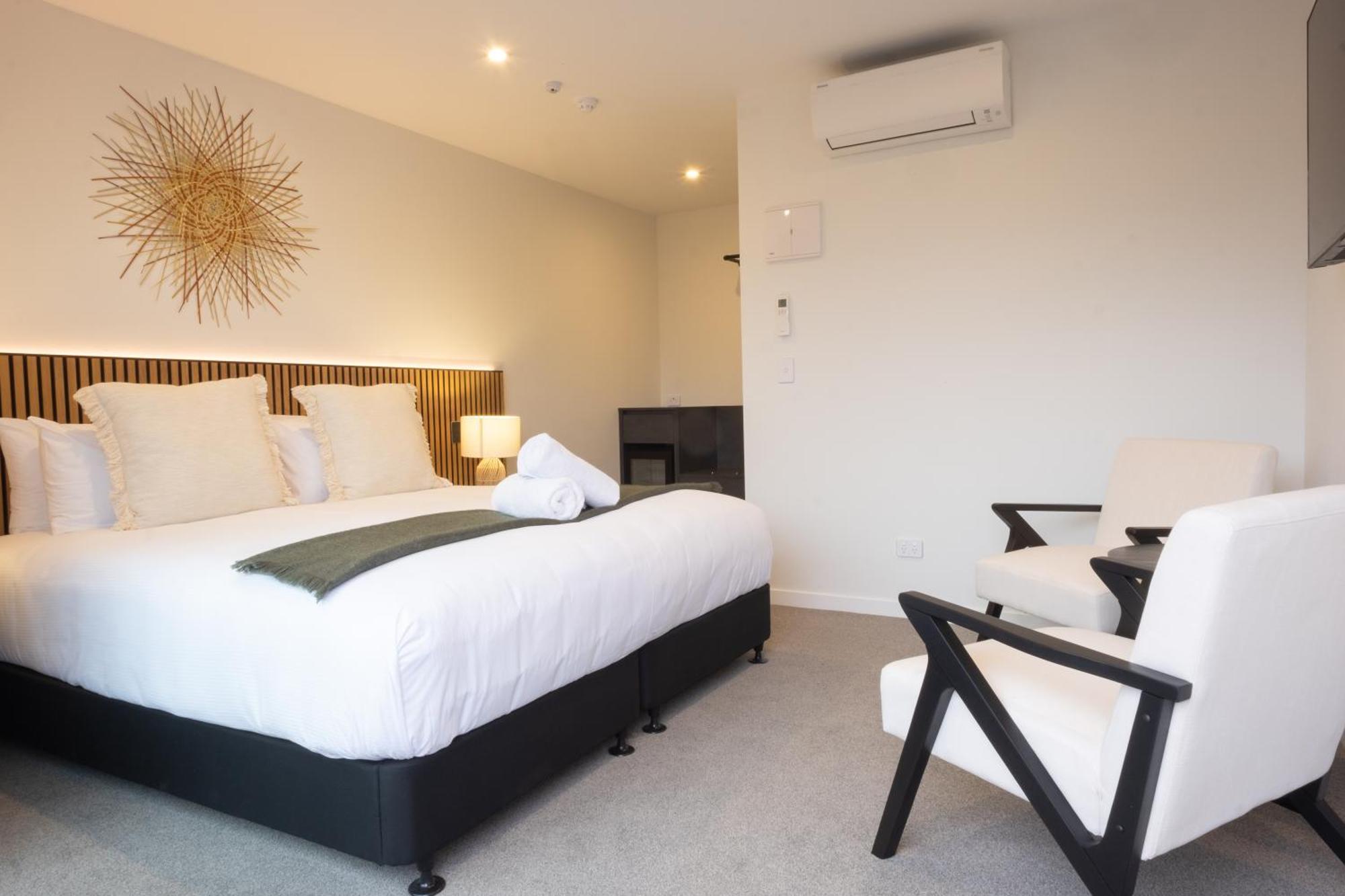 Alpine Junction Townhouse Apartments, Lodge & Hotel Wanaka Esterno foto