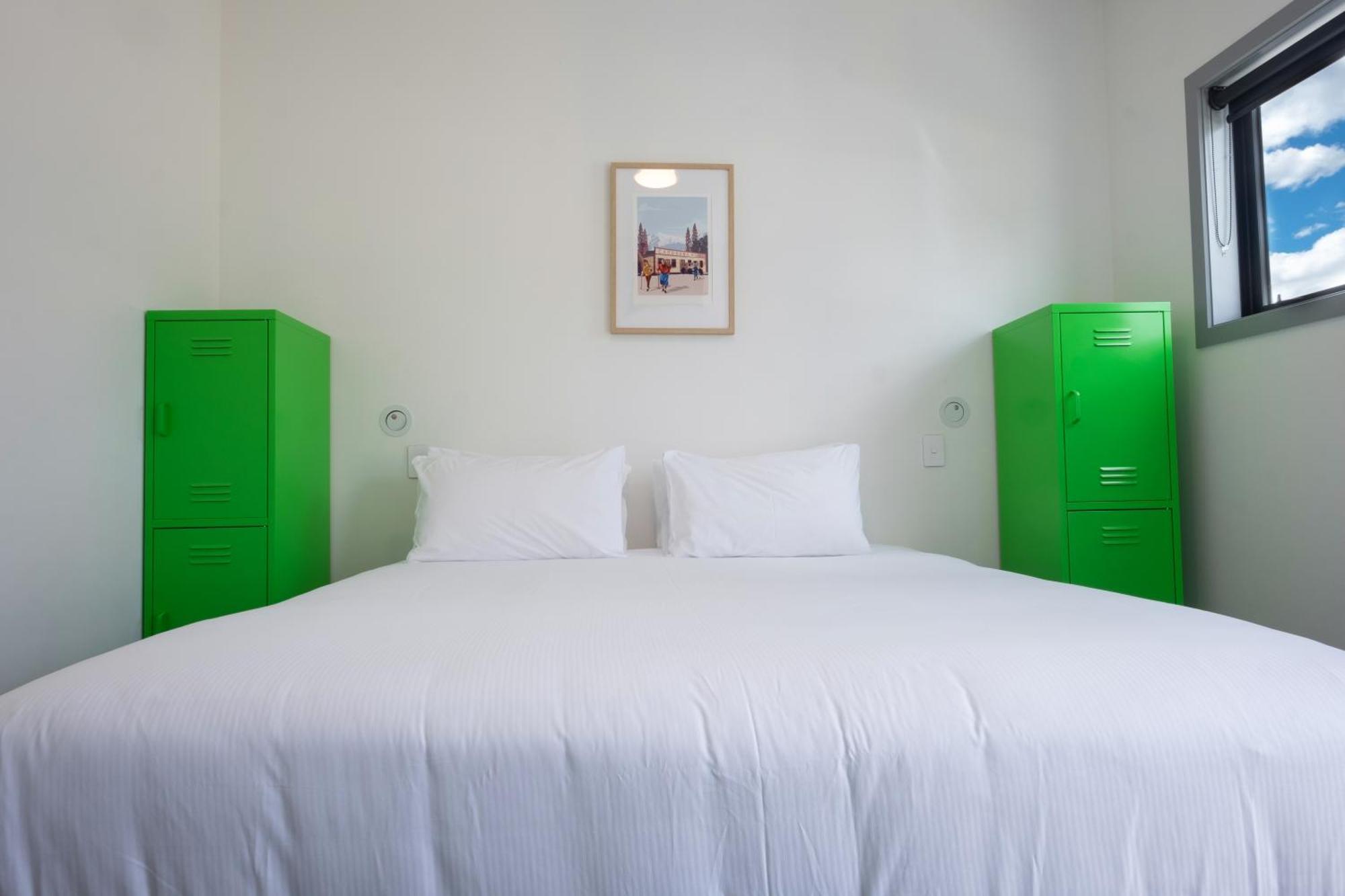 Alpine Junction Townhouse Apartments, Lodge & Hotel Wanaka Esterno foto