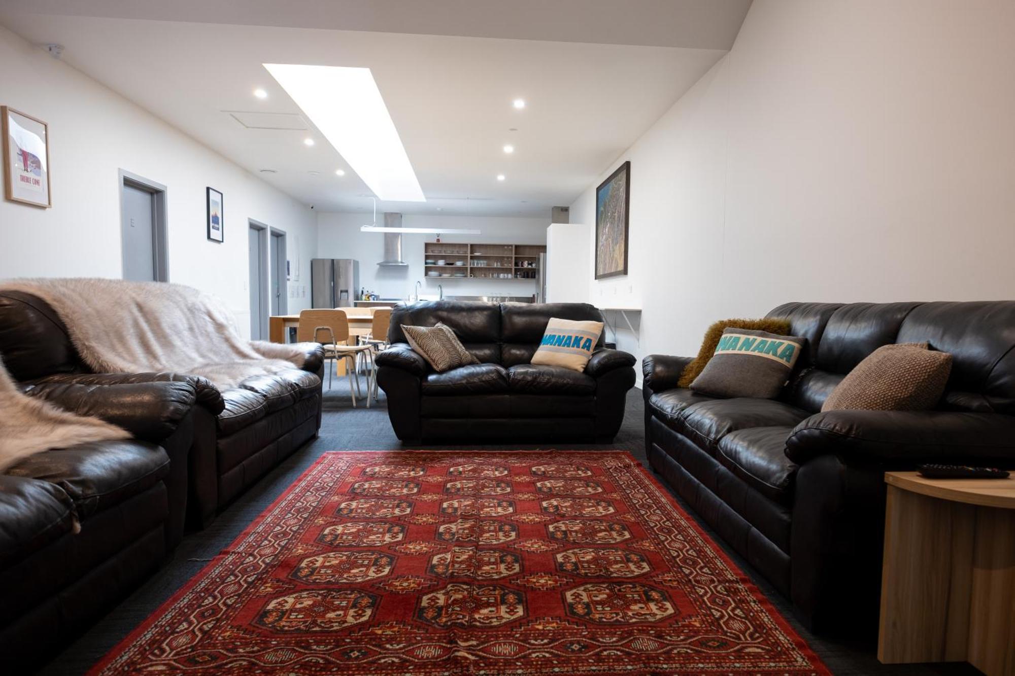 Alpine Junction Townhouse Apartments, Lodge & Hotel Wanaka Esterno foto